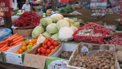 Cost Push Inflation Dorong Ekonomi RI Masuk Zona Merah