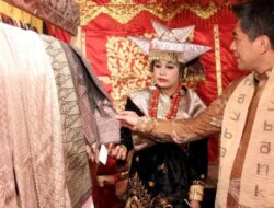 Maybank Group Luncurkan Program Perempuan Eco Weaver untuk Menggerakkan Transformasi Sosial dan Ekonomi Berkelanjutan