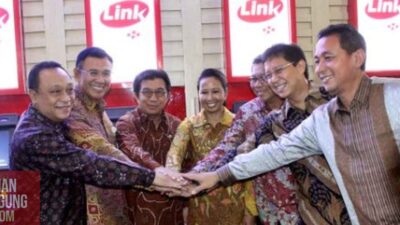 Menteri Rini Dorong BI Percepat Izin Switching Perusahaan
