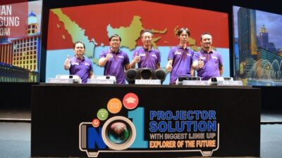 Projektor Home Theater Epson EH-LS10000: Laser 4K, HDR, 4.000.000:1