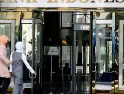 Rupiah Merosot Setelah Spekulan Berperan Penting