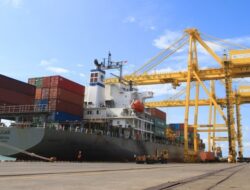 Terminal Peti Kemas Semarang Dikembangkan untuk 800 Ribu TEUs